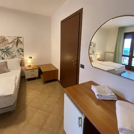 Hotel Ca' Ai Tigli 2*