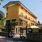 Ca' Ai Tigli Hotel Tignale